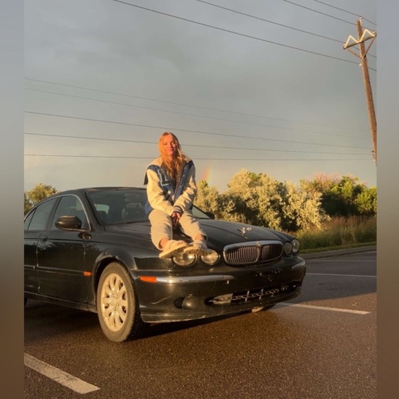 LIKE THIS TO BE NOTIFIED WHEN I GO LIVE - Picture 4 of 6